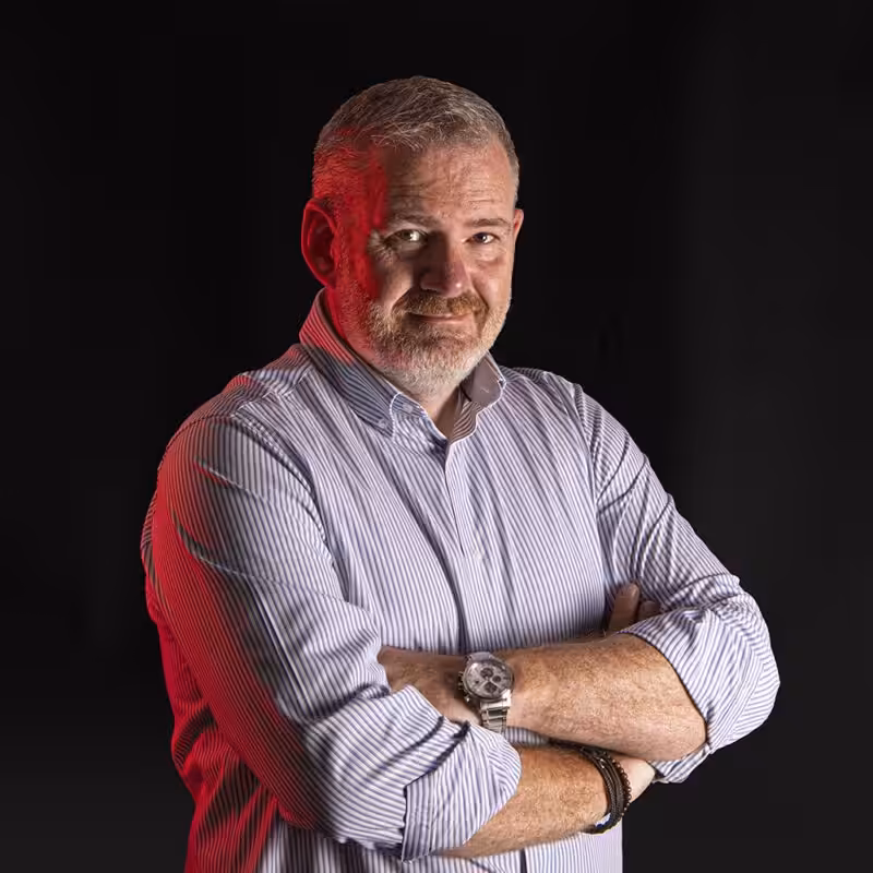 Leigh Godby Graphic Designer